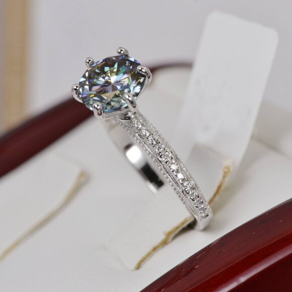 GRA Certified 2.0 ct Rainbow Blue Moissanite Brilliant Cut Ring 925 - Picture 4 of 6
